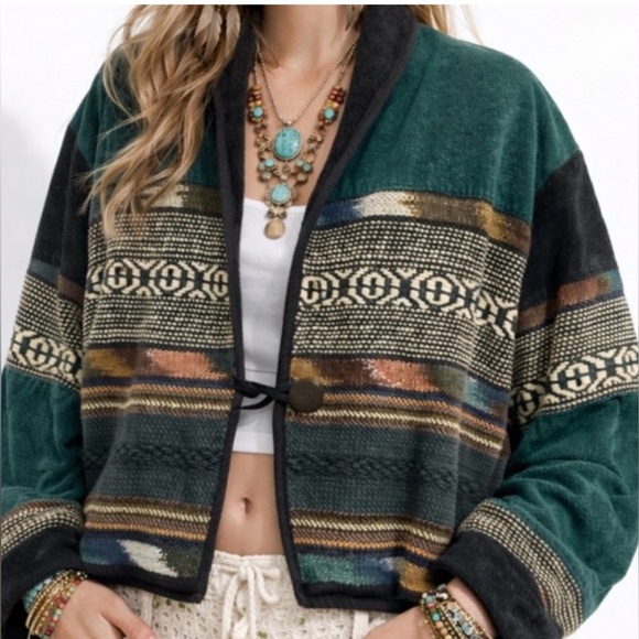 New Identity Jackets & Blazers - Vintage Southwestern Aztec Blanket Jacket Boho Western Cropped L